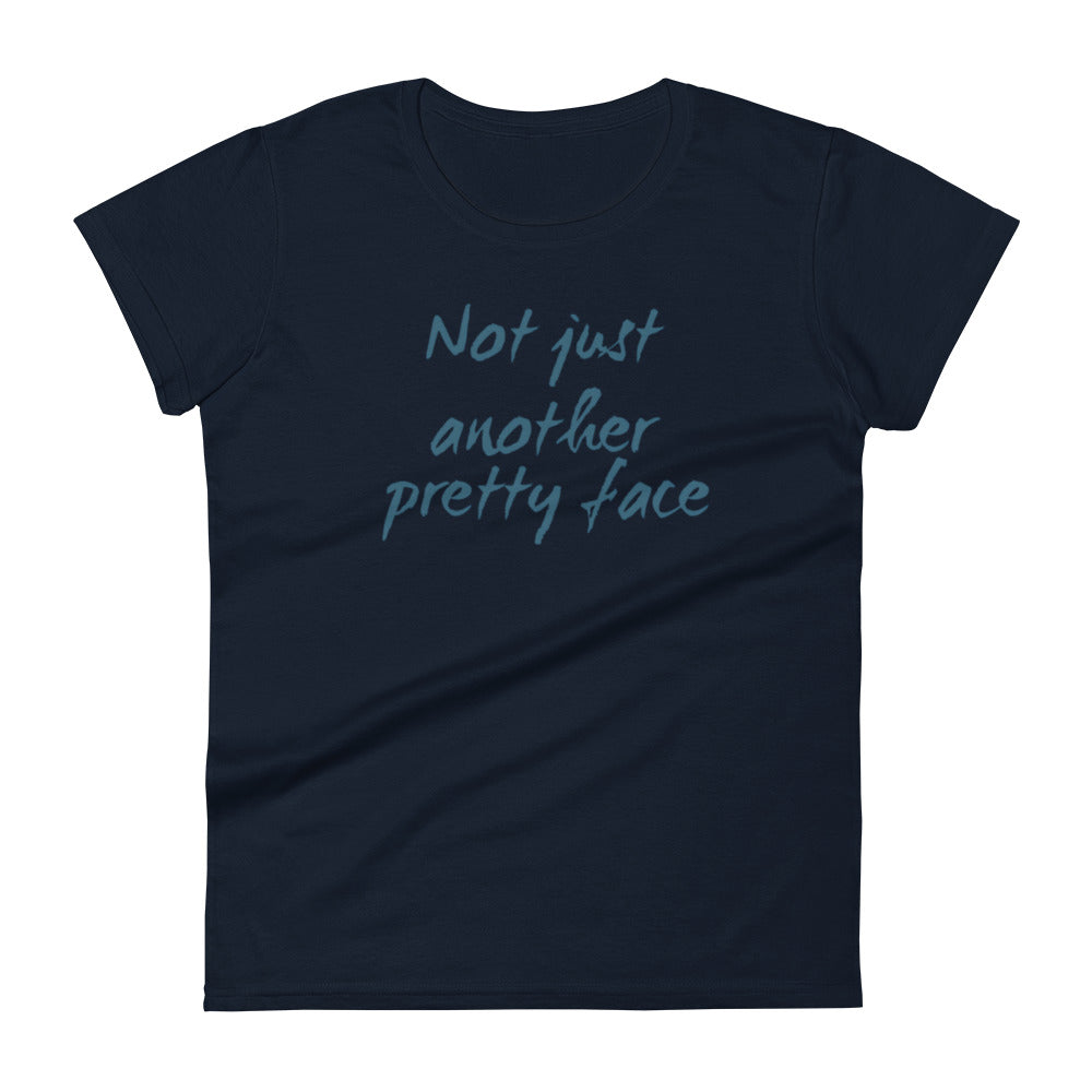 Pretty Face W T-shirt